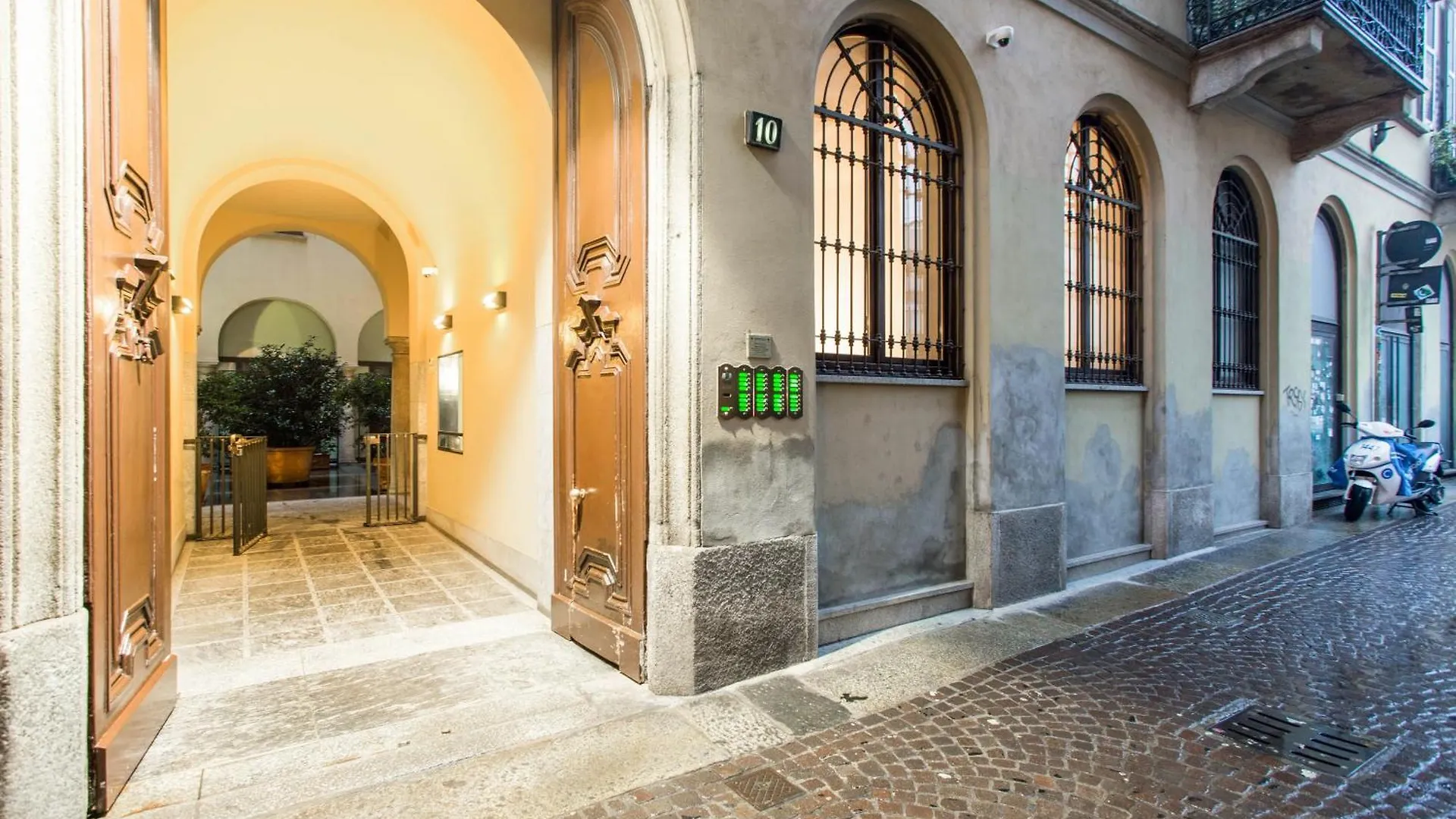 Apartment Ferienwohnung Keys Of Italy / Valpetrosa 10 - Touch Of Elegance Mailand
